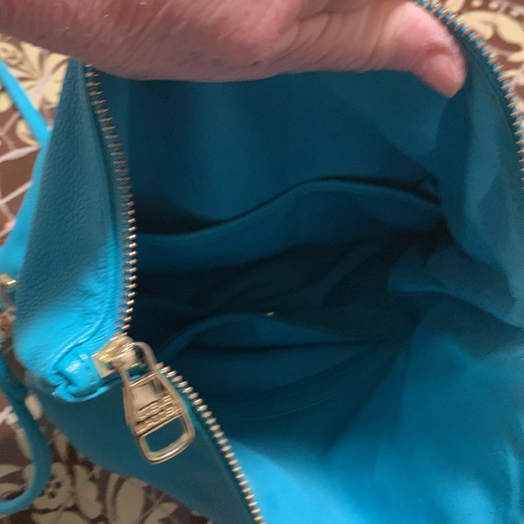 STEVE MADDEN TURQUOISE SHOULDER BAG. - Picture 7 of 10